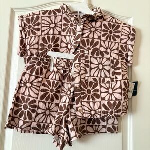 Grayson/Threads Kids Med (8) 2 piece Top & Shorts